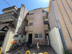 ハイツ鈴木外観写真