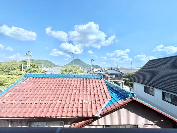 物件内観写真20　(室内からの展望)