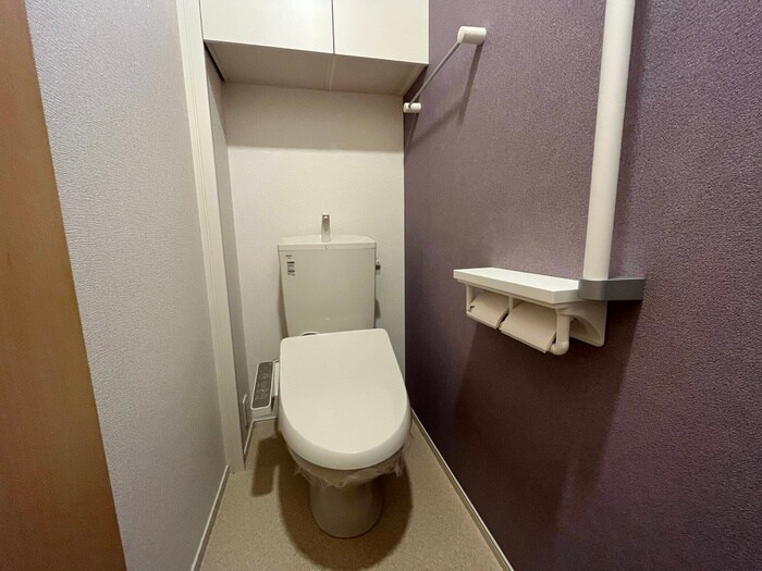 物件内観写真11　(トイレ)