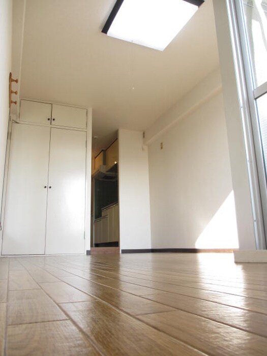 物件内観写真6　(居室)