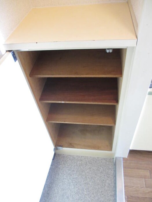 物件内観写真9　(靴箱)