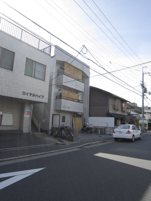 物件外観写真3　(周辺環境)