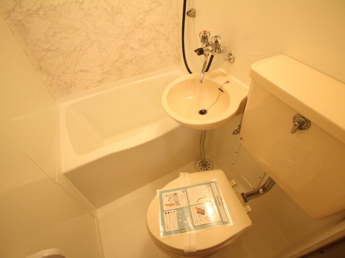 物件内観写真9　(バス／シャワールーム等)