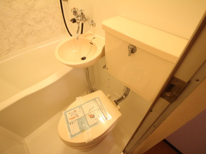 物件内観写真10　(トイレ)