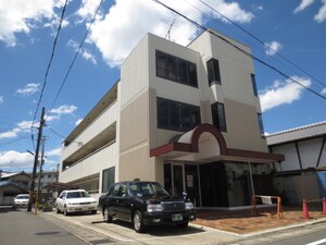 シャトレ森田外観写真