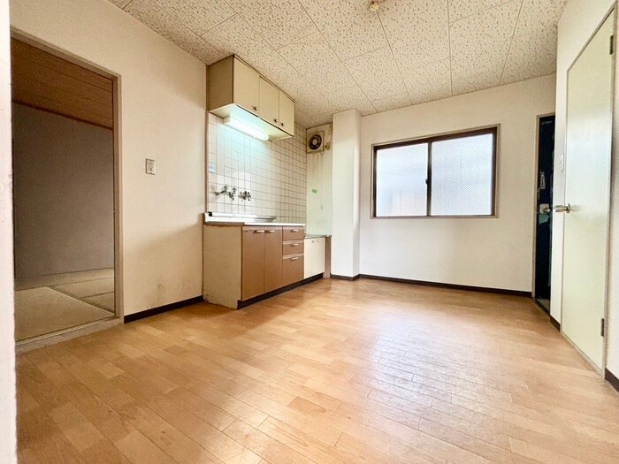 物件内観写真7　(居室)