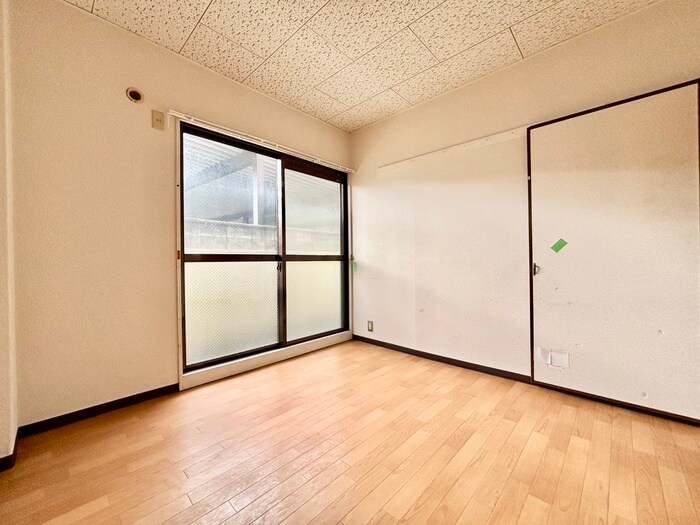 物件内観写真10　(居室)