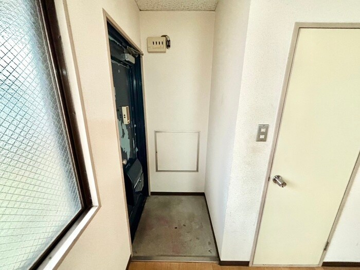 物件内観写真19　(玄関)
