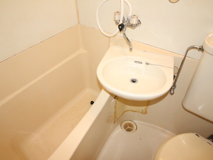 物件内観写真12　(バス／シャワールーム等)