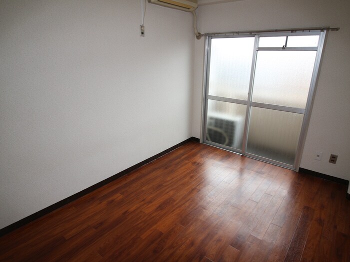 物件内観写真14　(居室)