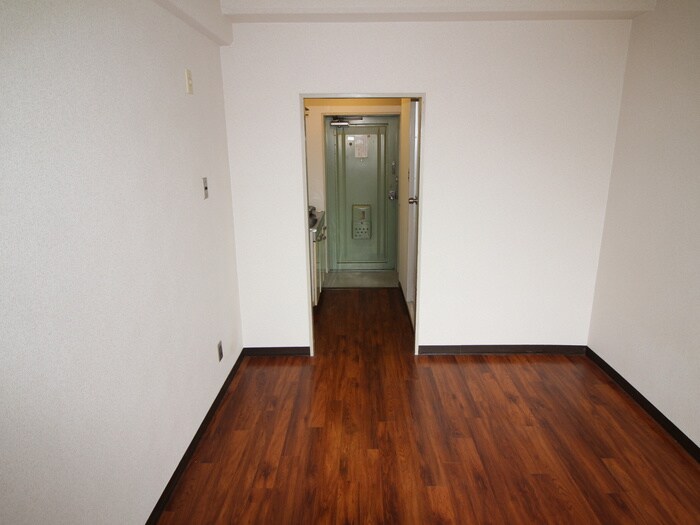 物件内観写真18　(居室)