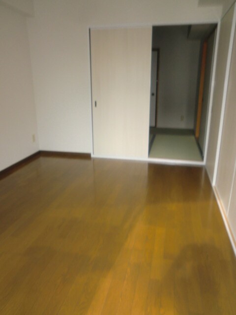 物件内観写真6　(居室)