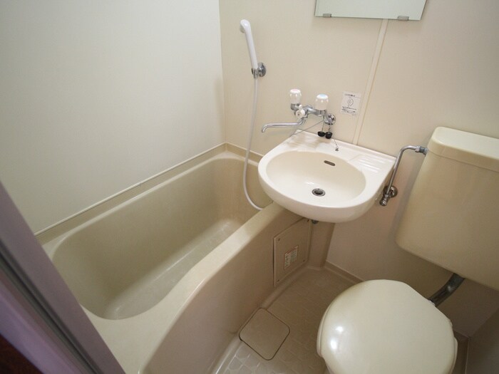 物件内観写真10　(バス／シャワールーム等)