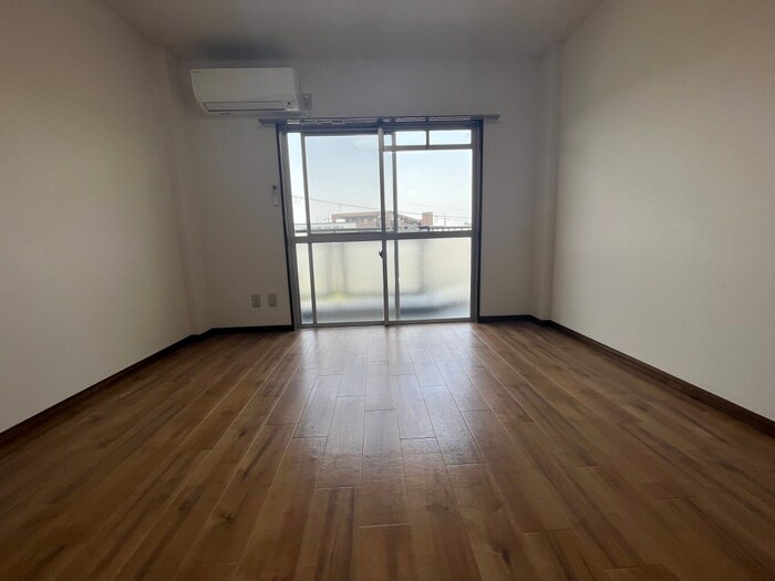 物件内観写真12　(居室)