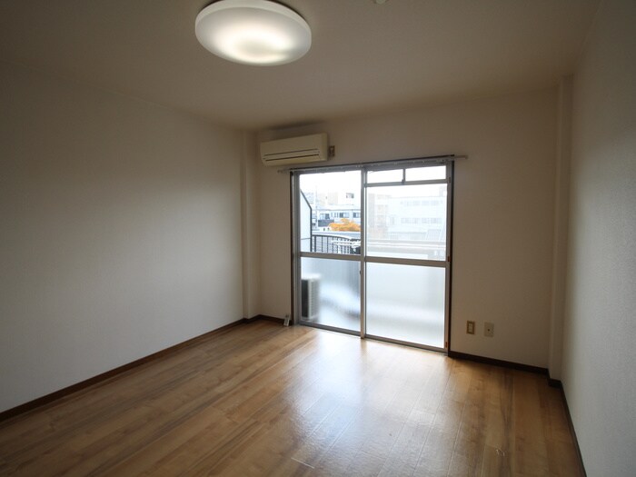 物件内観写真12　(居室)