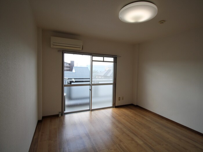 物件内観写真13　(居室)