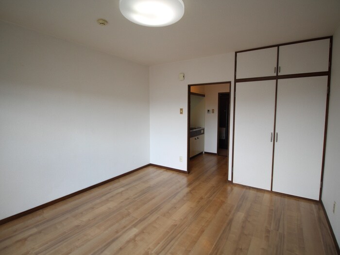 物件内観写真18　(居室)