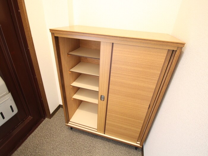 物件内観写真18　(靴箱)