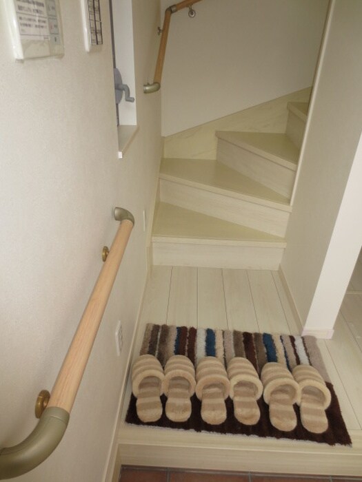 物件内観写真18　(廊下)