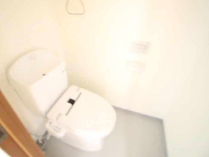 物件内観写真7　(トイレ)