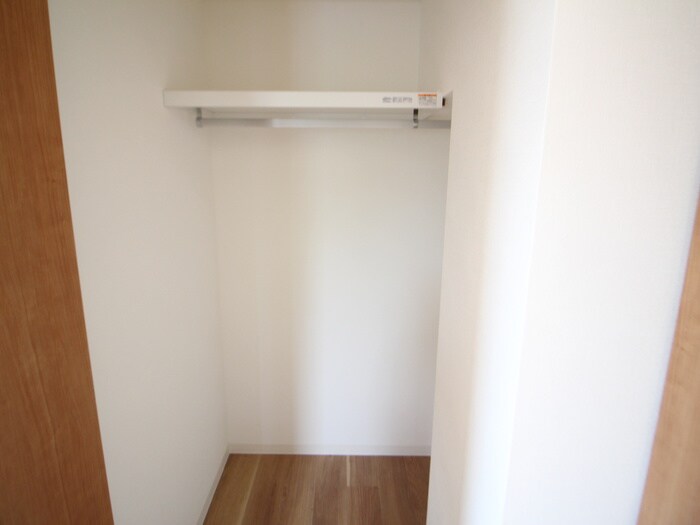 物件内観写真11　(収納)