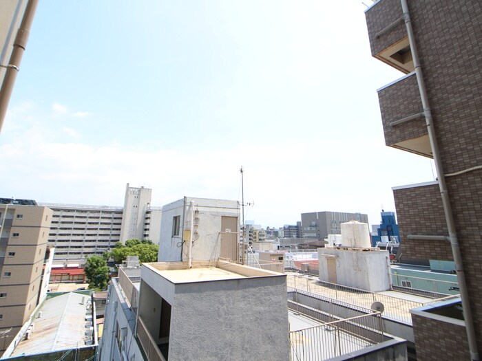 物件内観写真14　(室内からの展望)