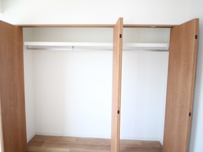 物件内観写真16　(収納)