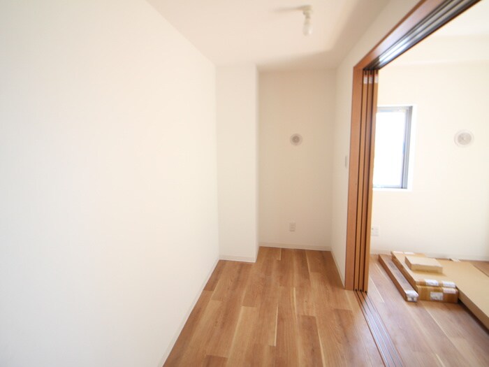 物件内観写真19　(居室)