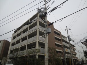 ドエル食満外観写真