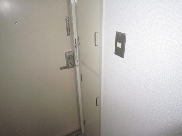 物件内観写真15　(靴箱)