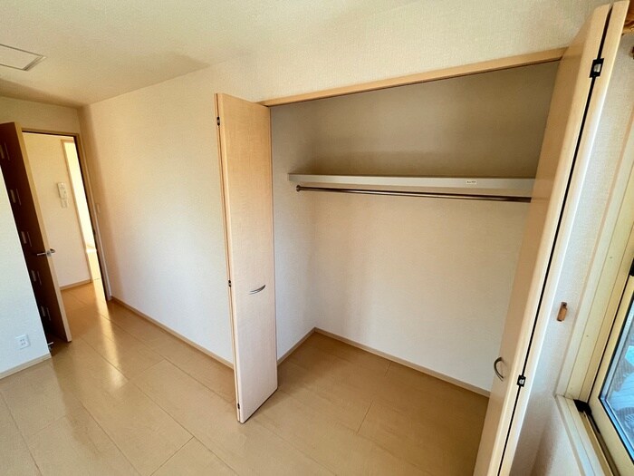 物件内観写真18　(収納)