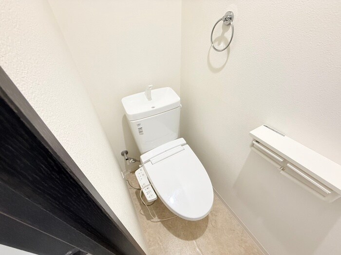 物件内観写真9　(トイレ)