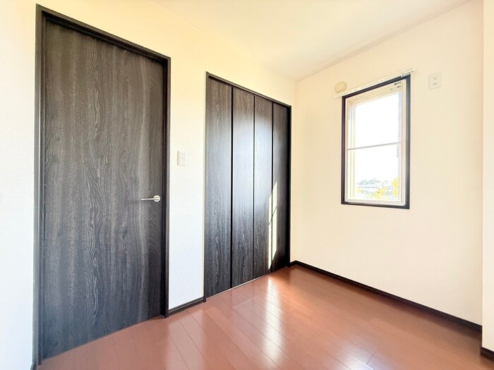 物件内観写真13　(居室)