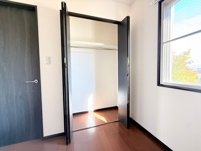 物件内観写真14　(収納)