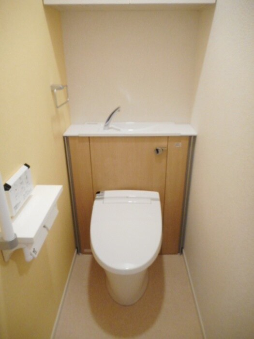 物件内観写真7　(トイレ)