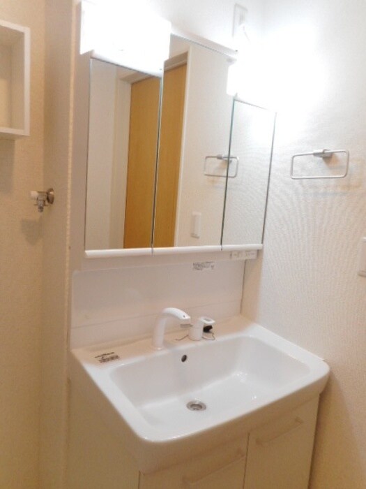 物件内観写真16　(洗面)