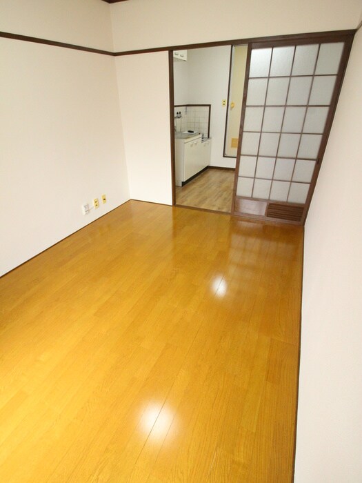 物件内観写真17　(居室)