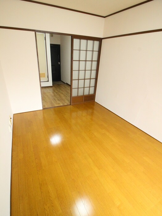 物件内観写真18　(居室)