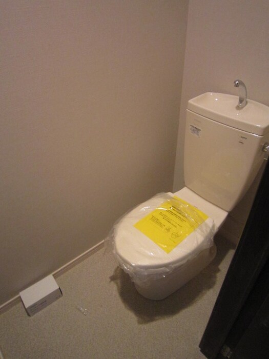 物件内観写真10　(トイレ)