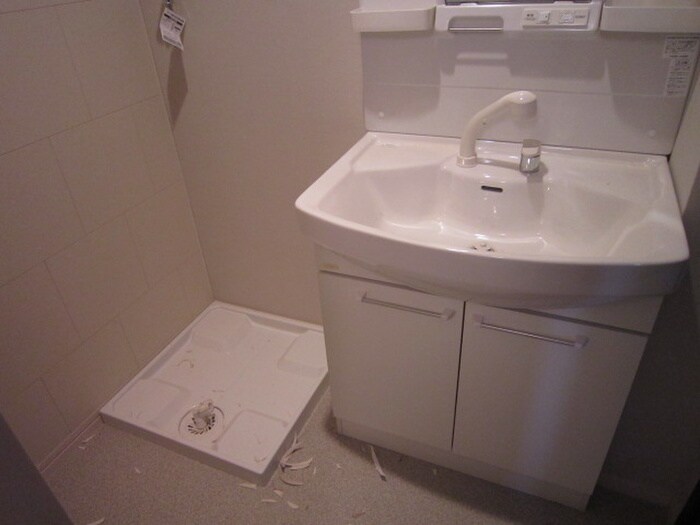 物件内観写真15　(洗濯機置場)