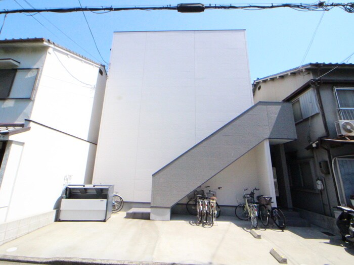 物件外観写真2　(外観写真)