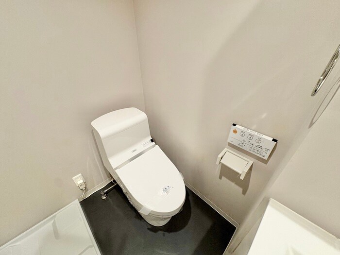 物件内観写真11　(トイレ)