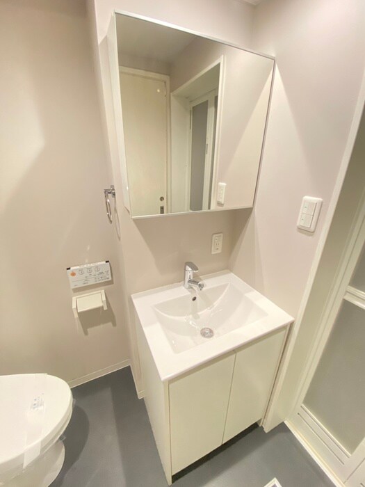 物件内観写真12　(洗面)