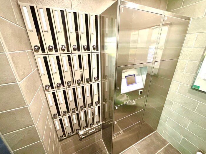 物件外観写真6　(建物設備)