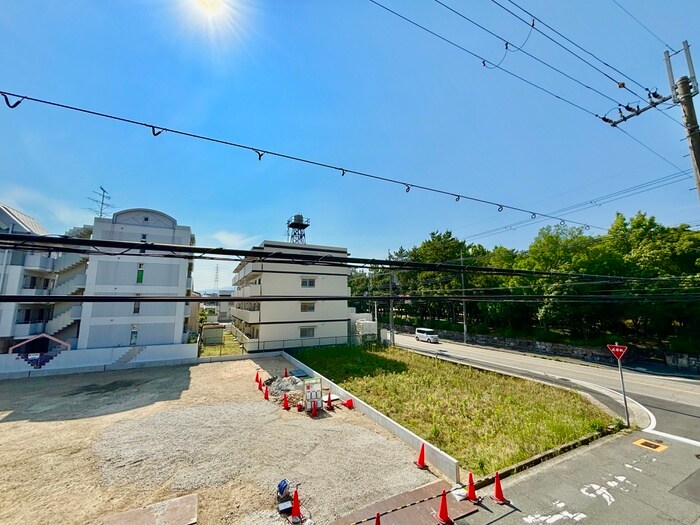 物件内観写真22　(室内からの展望)