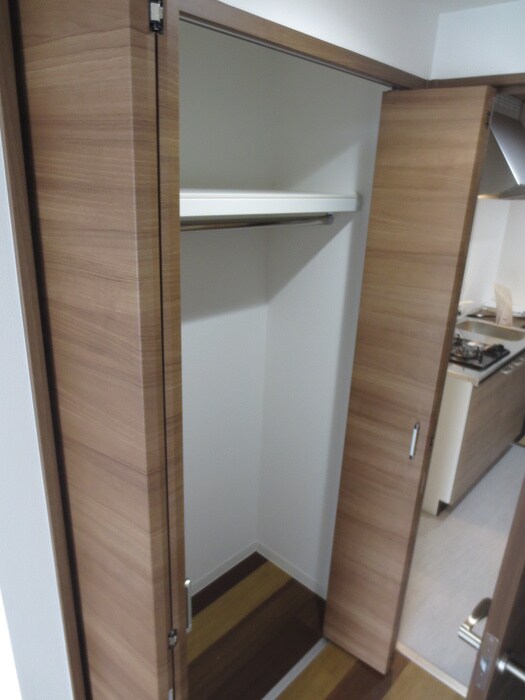 物件内観写真10　(収納)