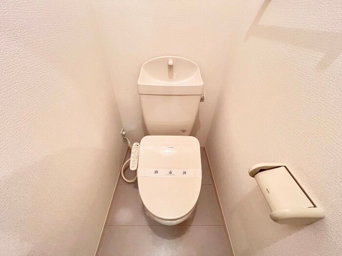 物件内観写真15　(トイレ)