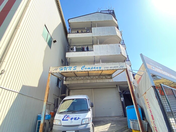 物件外観写真1　(外観写真)