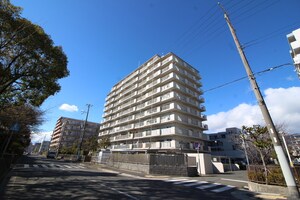 魚崎ﾚｯｸｽﾏﾝｼｮﾝ2号棟（1102）外観写真