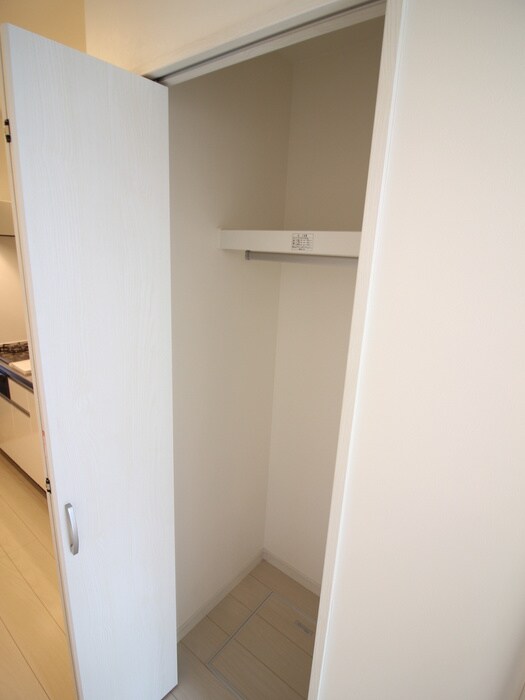 物件内観写真17　(収納)